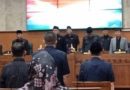 Walikota Cimahi Hadiri Sidang Paripurna, Membahas Raperda tentang Pajak Daerah dan Retribusi Daerah