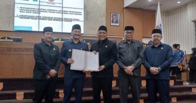 Rapat Paripurna DPRD Cimahi Soroti LKPJ dan Reformasi Pajak Daerah